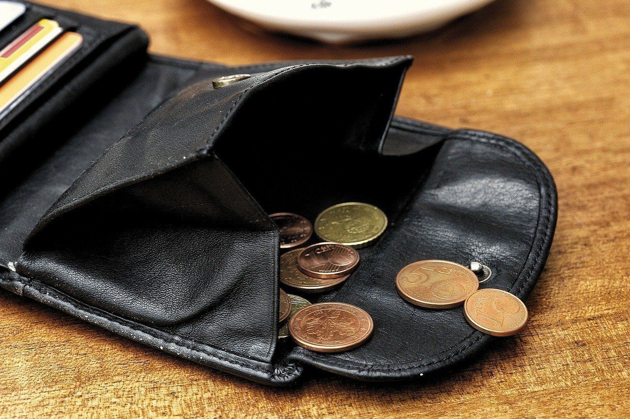 ここでは、簡単にできるお金の節約術8選をご紹介します。